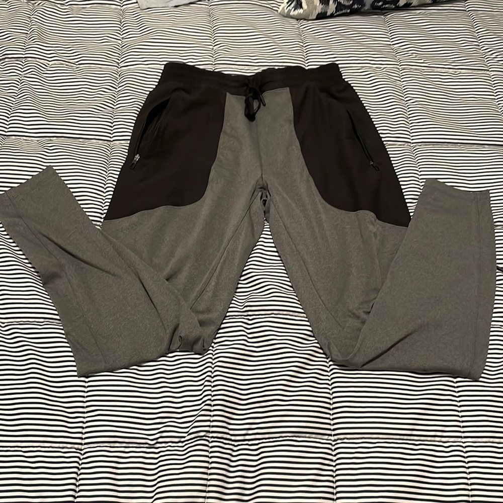 Mens Lululemon workout pants